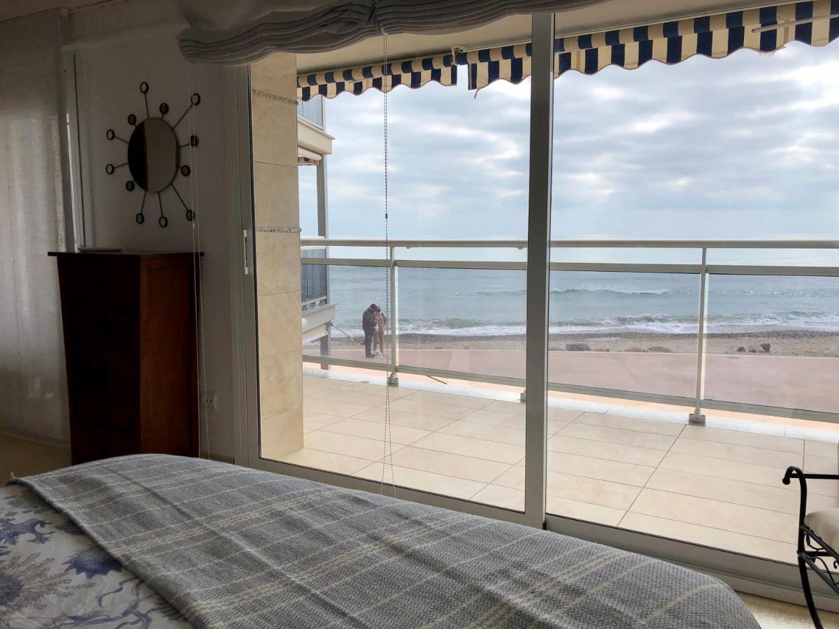 Pineda Beach 1A Linea De Mar & Parking ラ・ピネーダ エクステリア 写真