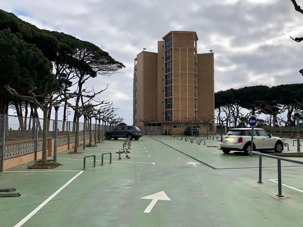 Pineda Beach 1A Linea De Mar & Parking ラ・ピネーダ エクステリア 写真