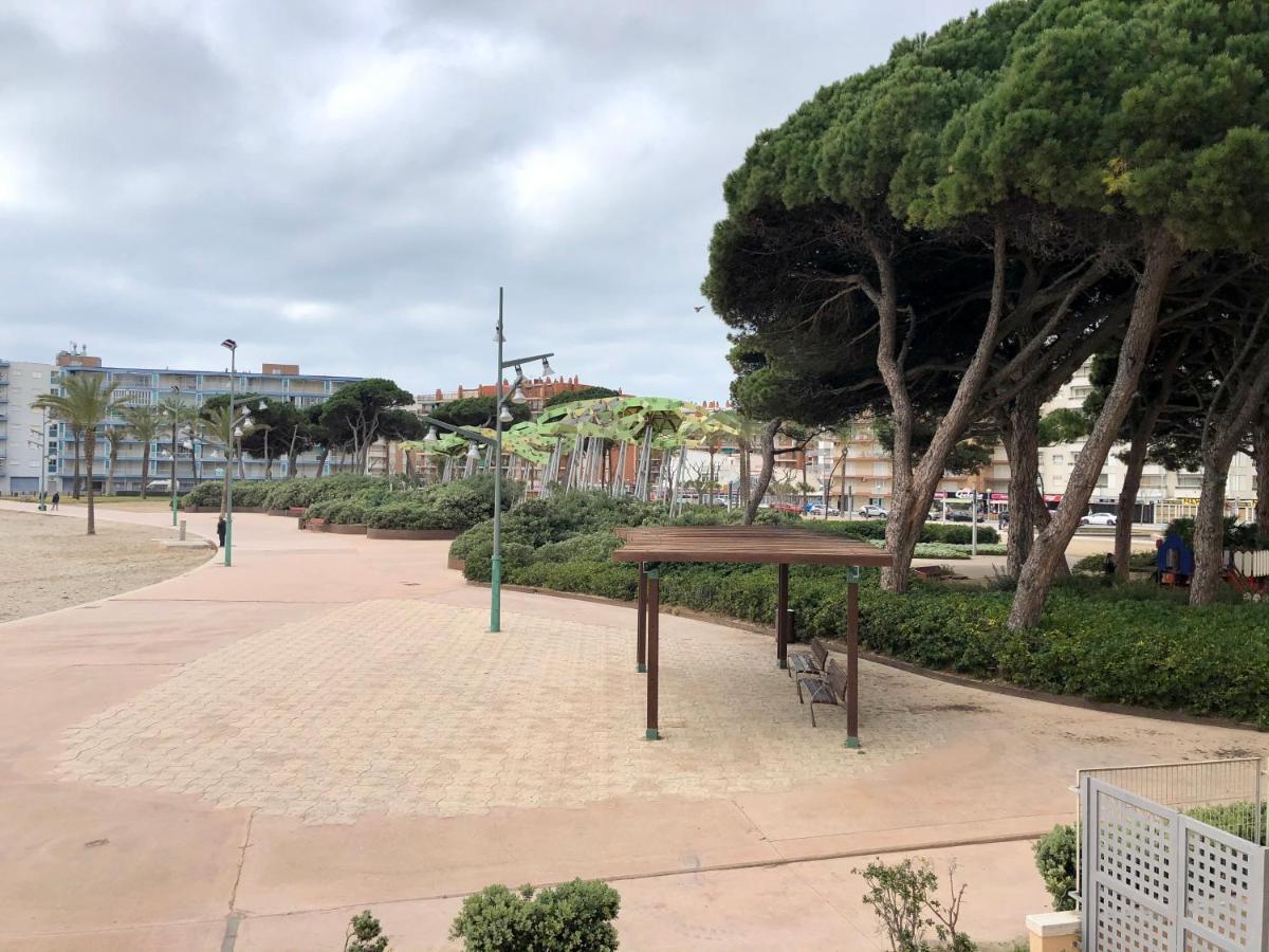 Pineda Beach 1A Linea De Mar & Parking ラ・ピネーダ エクステリア 写真
